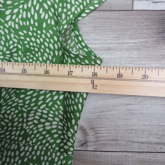 LOFT* Ann Taylor Women's Sleeveless V-Neck Front Knot Blouse Size 8 Green/White - Picture 9 of 11